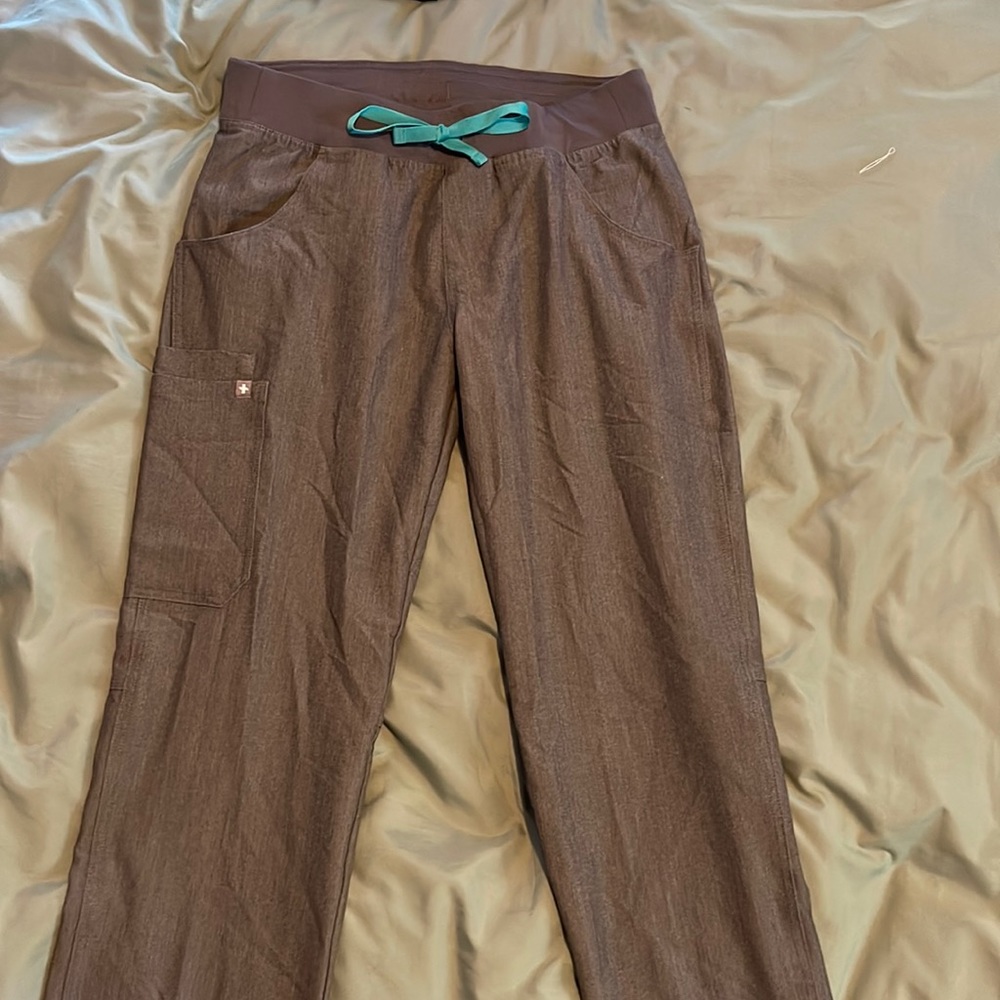 Figs Kade bottoms